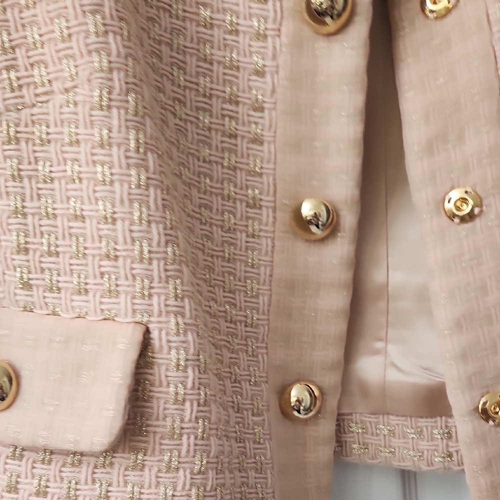 Milly Of New York, Beige Textured Blazer and Skirt Set - Picture 4 of 16